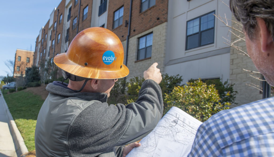 evolve companies man in hard hat construction