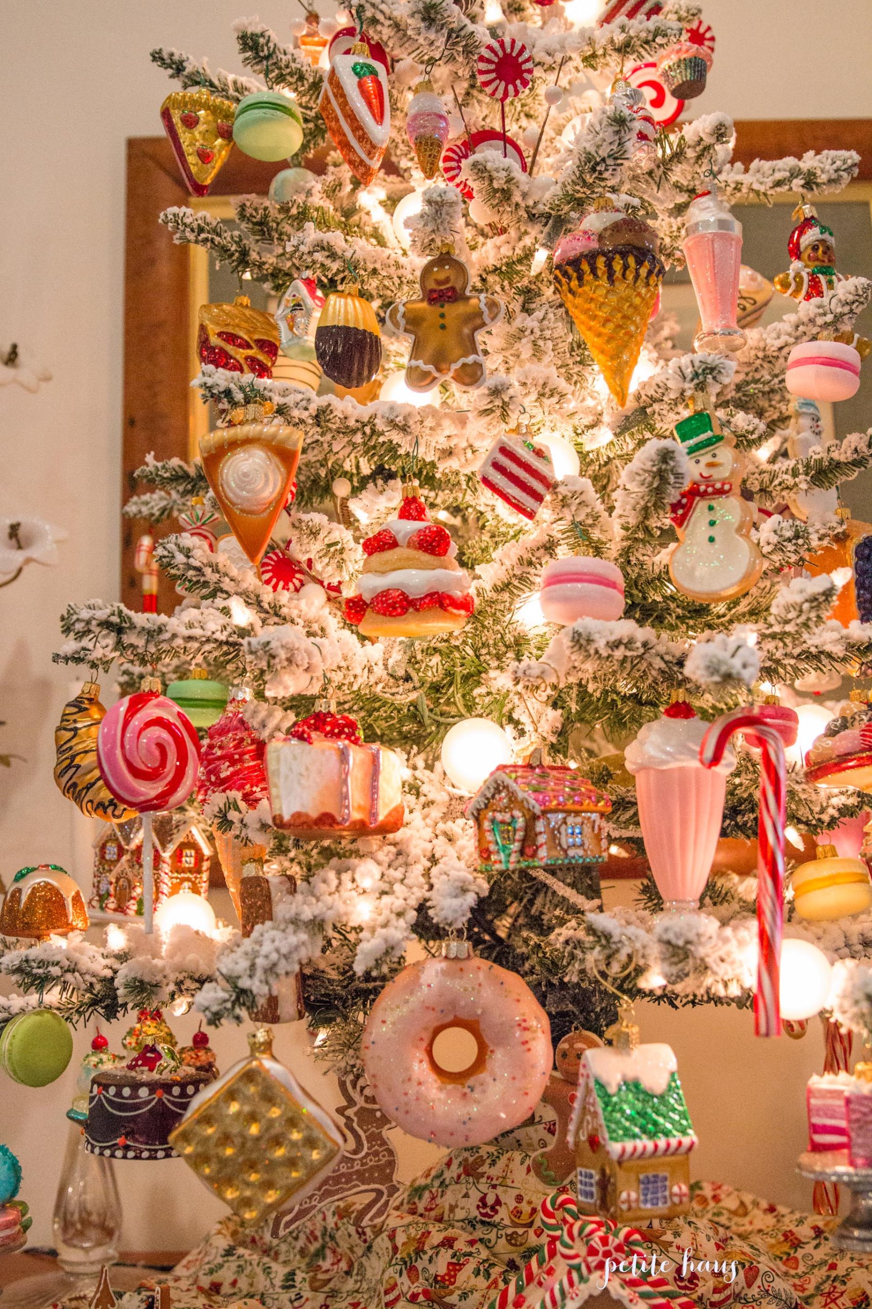 sweet christmas tree theme evolve blog