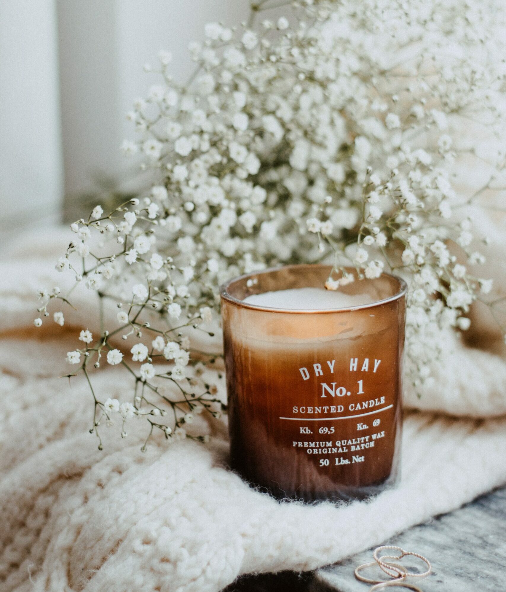 fall-decor-candle-evolve-blog fall decor candle evolve blog