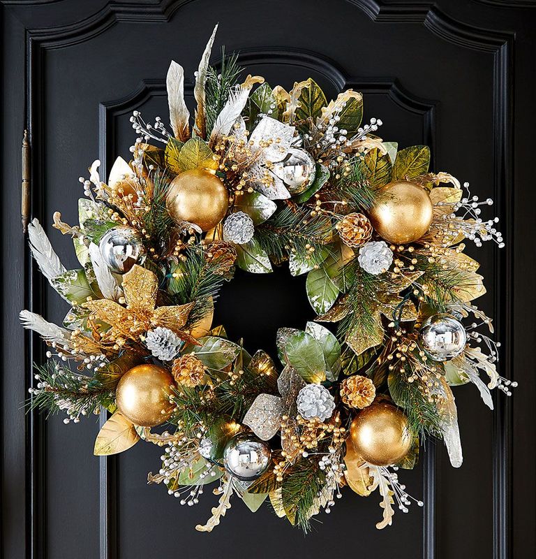 evolve-sophisticated-gold-wreath sophisticated wreath evolve blog front door decor